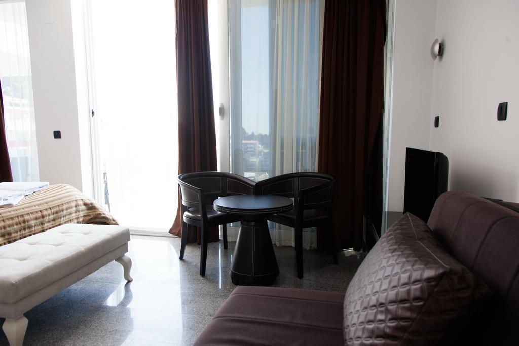 Hotel Senator Ulcinj Kamer foto
