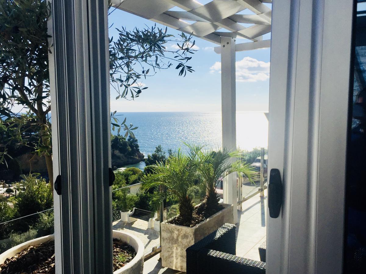 Hotel Senator Ulcinj Buitenkant foto